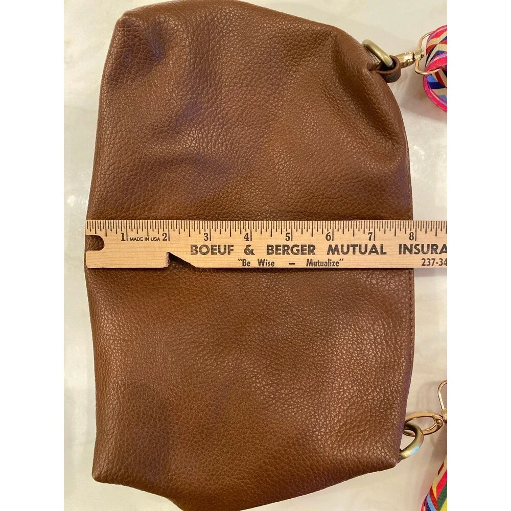 JOY SUSAN CROSSBODY BAG BROWN‎ VEGAN SAFE LEATHER ZIPPER TOP ADJUSTABLE STRAP